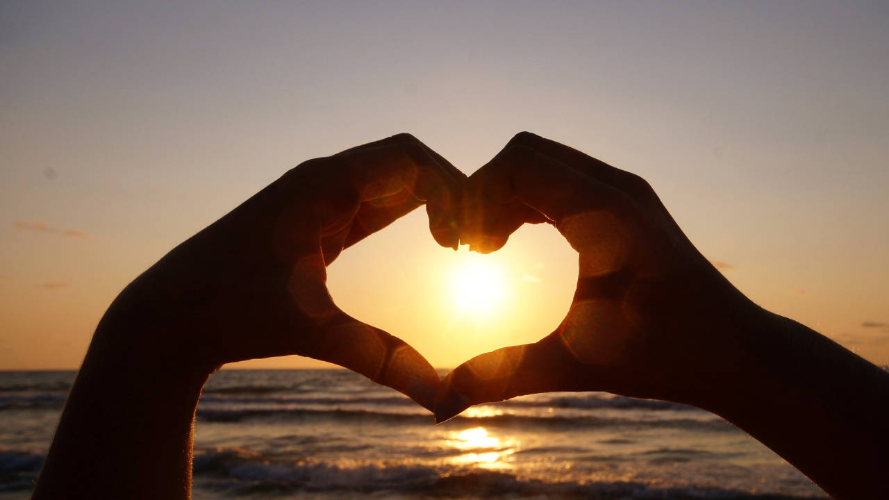 losing friends in your 30s